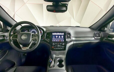 Jeep Grand Cherokee, 2020 год, 4 900 000 рублей, 10 фотография