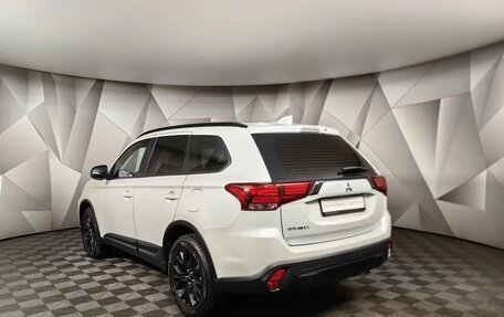 Mitsubishi Outlander III рестайлинг 3, 2021 год, 2 298 000 рублей, 4 фотография