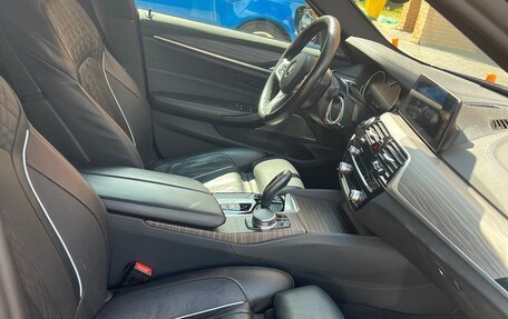 BMW 5 серия, 2017 год, 5 000 000 рублей, 5 фотография