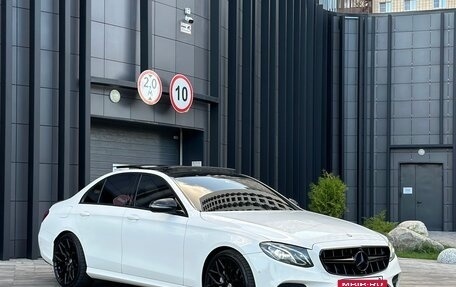 Mercedes-Benz E-Класс, 2016 год, 3 750 000 рублей, 2 фотография