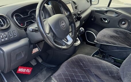Opel Vivaro B, 2018 год, 2 420 000 рублей, 13 фотография