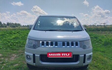 Mitsubishi Delica D:5 I, 2011 год, 1 700 000 рублей, 3 фотография
