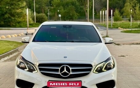 Mercedes-Benz E-Класс, 2013 год, 2 285 000 рублей, 3 фотография