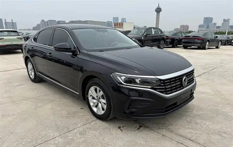 Volkswagen Passat B8 рестайлинг, 2022 год, 1 950 096 рублей, 2 фотография