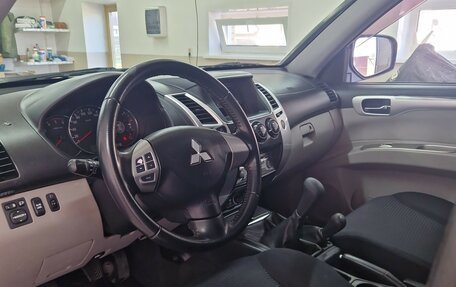 Mitsubishi Pajero Sport II рестайлинг, 2008 год, 1 600 000 рублей, 3 фотография