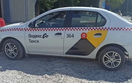 Renault Logan II, 2019 год, 500 000 рублей, 5 фотография