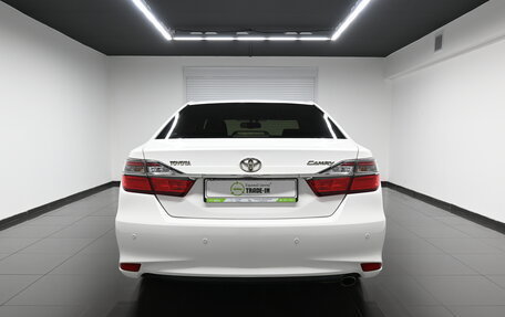 Toyota Camry, 2015 год, 1 995 000 рублей, 4 фотография