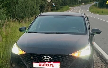 Hyundai Solaris II рестайлинг, 2020 год, 1 300 000 рублей, 2 фотография