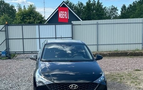 Hyundai Solaris II рестайлинг, 2020 год, 1 300 000 рублей, 3 фотография
