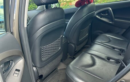 Toyota RAV4, 2011 год, 1 600 000 рублей, 6 фотография