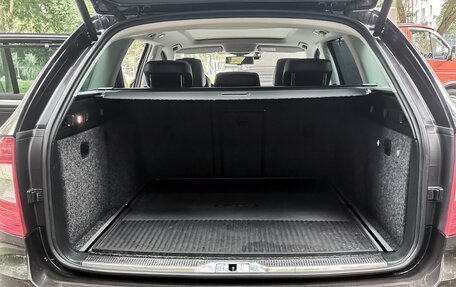 Skoda Superb III рестайлинг, 2014 год, 1 900 000 рублей, 19 фотография