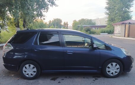Honda Fit Shuttle I рестайлинг, 2014 год, 850 000 рублей, 3 фотография