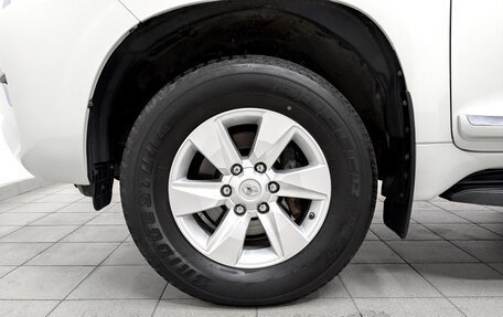 Toyota Land Cruiser Prado 150 рестайлинг 2, 2019 год, 5 150 000 рублей, 18 фотография