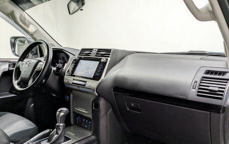 Toyota Land Cruiser Prado 150 рестайлинг 2, 2019 год, 5 150 000 рублей, 11 фотография