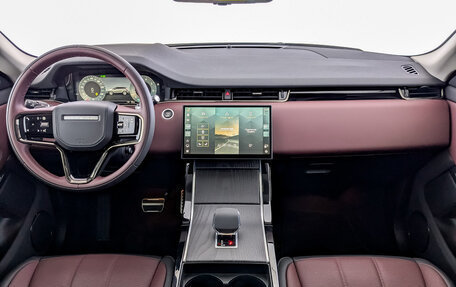Land Rover Range Rover Evoque II, 2025 год, 7 400 000 рублей, 10 фотография
