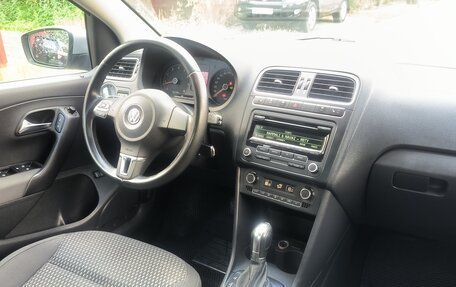 Volkswagen Polo VI (EU Market), 2012 год, 850 000 рублей, 20 фотография