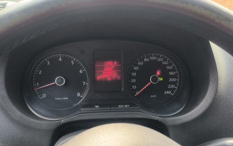 Volkswagen Polo VI (EU Market), 2012 год, 850 000 рублей, 24 фотография