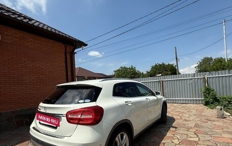 Mercedes-Benz GLA, 2015 год, 1 740 000 рублей, 4 фотография