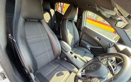 Mercedes-Benz GLA, 2015 год, 1 740 000 рублей, 12 фотография