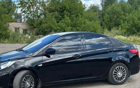 Hyundai Solaris II рестайлинг, 2014 год, 920 000 рублей, 4 фотография