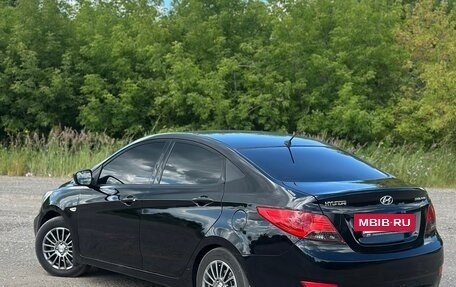 Hyundai Solaris II рестайлинг, 2014 год, 920 000 рублей, 7 фотография