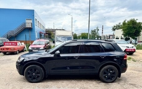 Volkswagen Touareg III, 2010 год, 1 650 000 рублей, 2 фотография