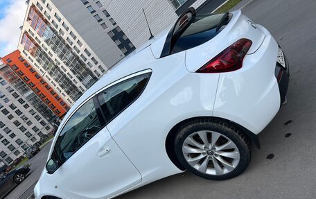 Opel Astra J, 2013 год, 850 000 рублей, 4 фотография