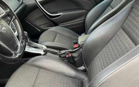 Opel Astra J, 2013 год, 850 000 рублей, 19 фотография