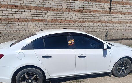 Chevrolet Cruze II, 2013 год, 800 000 рублей, 8 фотография