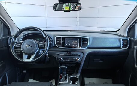 KIA Sportage IV рестайлинг, 2019 год, 1 999 000 рублей, 12 фотография