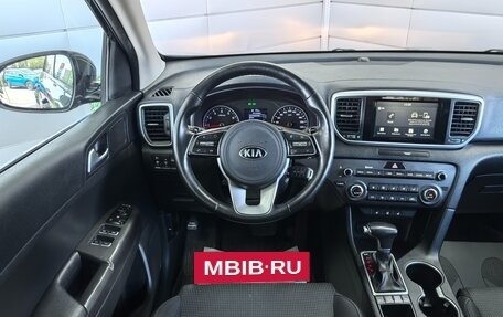 KIA Sportage IV рестайлинг, 2019 год, 1 999 000 рублей, 15 фотография