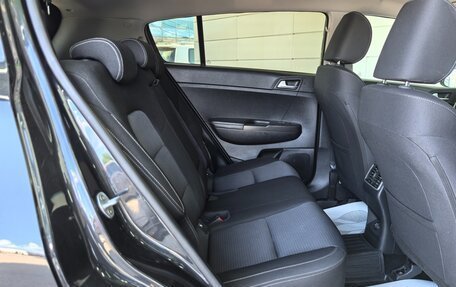 KIA Sportage IV рестайлинг, 2019 год, 1 999 000 рублей, 32 фотография