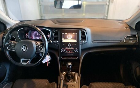 Renault Megane IV, 2019 год, 1 580 000 рублей, 9 фотография