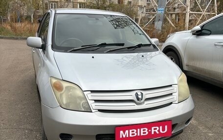 Toyota Ist II, 2004 год, 550 000 рублей, 2 фотография