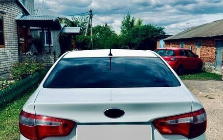 KIA Rio III рестайлинг, 2014 год, 740 000 рублей, 4 фотография