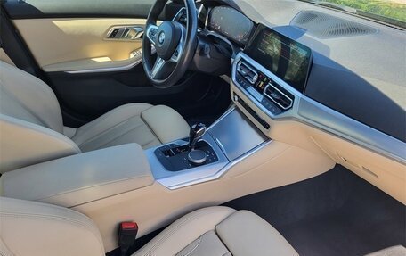 BMW 3 серия, 2022 год, 5 975 000 рублей, 10 фотография