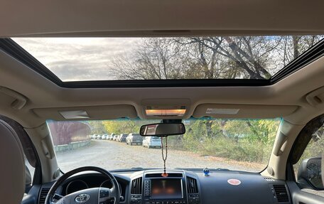 Toyota Land Cruiser 200, 2011 год, 2 990 000 рублей, 10 фотография