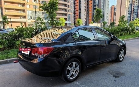 Chevrolet Cruze II, 2010 год, 590 000 рублей, 3 фотография