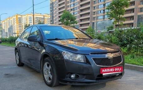 Chevrolet Cruze II, 2010 год, 590 000 рублей, 6 фотография