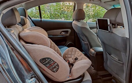 Chevrolet Cruze II, 2010 год, 590 000 рублей, 17 фотография