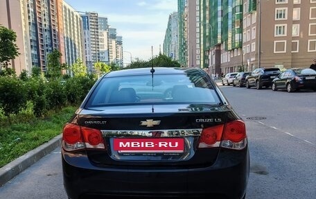 Chevrolet Cruze II, 2010 год, 590 000 рублей, 8 фотография