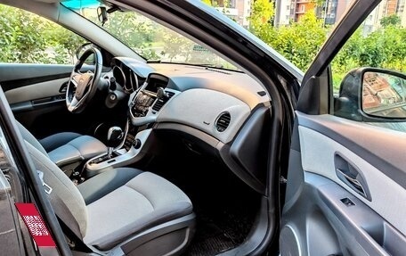Chevrolet Cruze II, 2010 год, 590 000 рублей, 14 фотография