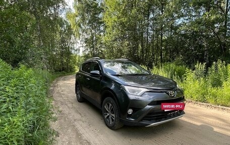 Toyota RAV4, 2016 год, 1 495 000 рублей, 4 фотография
