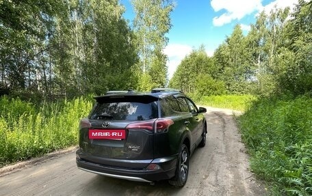 Toyota RAV4, 2016 год, 1 495 000 рублей, 2 фотография
