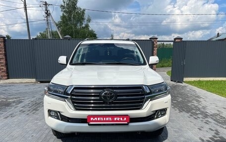 Toyota Land Cruiser 200, 2018 год, 6 150 000 рублей, 5 фотография