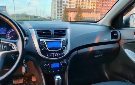 Hyundai Solaris II рестайлинг, 2013 год, 950 000 рублей, 10 фотография
