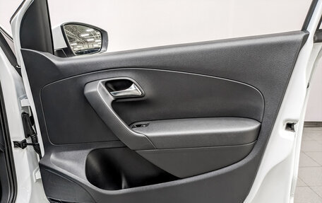 Volkswagen Polo VI (EU Market), 2019 год, 1 400 000 рублей, 22 фотография