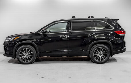 Toyota Highlander III, 2018 год, 3 850 000 рублей, 8 фотография