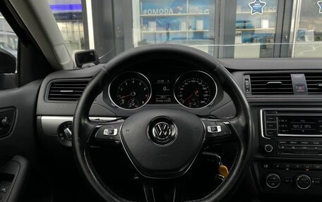 Volkswagen Jetta VI, 2015 год, 1 049 000 рублей, 12 фотография