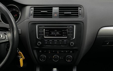 Volkswagen Jetta VI, 2015 год, 1 049 000 рублей, 14 фотография